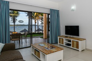 Four Bedroom Apartment with Patio (6)