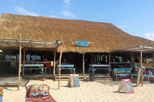 Neptunes Lodge and Beach Bar (14)