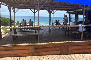 Mango Beach Restaurant & Bar (4)