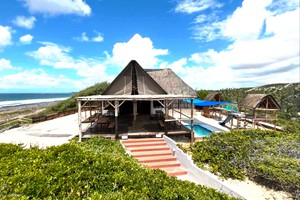 Mango Beach Tofo Mozambique (1)