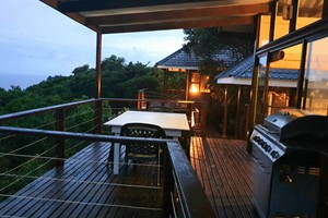 Treetop Haven Villa (1)