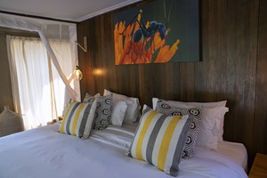 Muzimu Lodge Tent Accommodation (13)