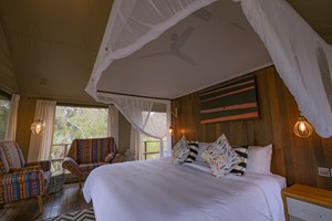 Muzimu Lodge Tent Accommodation (14)