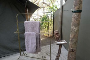 Wild-Camp-Shower-Facilities